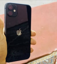 ايفون 11 • نضافه 100% • بطاريه 88