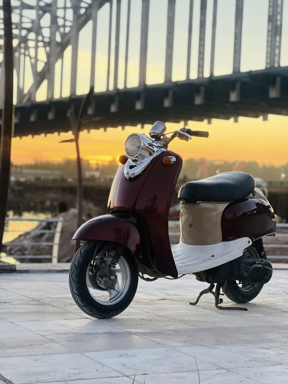 دراجه مصريه للبيع 
دراجه مصريه جديده بمعنى كلمه كبال عينك دراجه كامله ماعوزها اي شي كهربائياته كله شغاله  سعره 325 وبيه مجال قليل مكاني الناصريه (مركز) شارع تقاعد قرب مجمع سنتر صالحيه رقمي ***********
