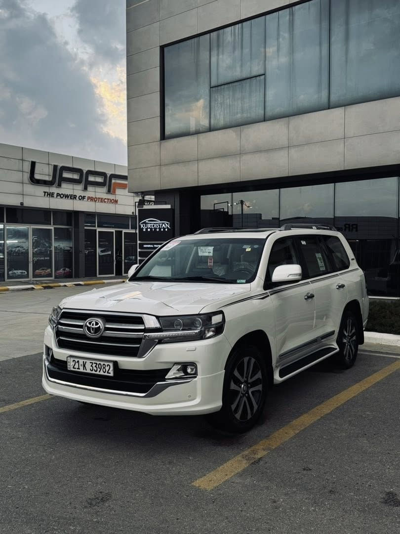 السلام عليكم 
سياره جديد بل باكيت 📦
شركه ساز باب اول 
لاندكروز  كراند تورنك فول مواصفات 
2019 v6 
SAS   شركه  
فوول مواصفات 
كاميرا 
🌷كيجات لكزز 
🌷شاشات عدد ٣ بلاد 
🌷كشن سايق ٣ دكم 
🌷جلد بلاد ي
🌷كاميرا 
🌷زراك لايت 
🌷حساسات امامي خلفي 
🌷صندوك كهرباء 
٥ بصمات
 دوسات ليزريه
مراييه جنبيه قلاب
سلايد
شغال
كشن سكن كهربائ
يشاره لكزز
لايت زينون اوتو
سيار فوول مواصفات
باقي مواصفات الكراند تورنك المعروفه 
سياره رقم  سليملنيه  سنويه جديده
تحويل مباشر 
مكانها سليمانيه 
 مكفوله بدون الصبغ   بدون شخط بدون كلشي كفاله عام 
السعر المطلوب 528 ومجال بسيط 
مكان سليمانية 
رقم الهاتف ***********
