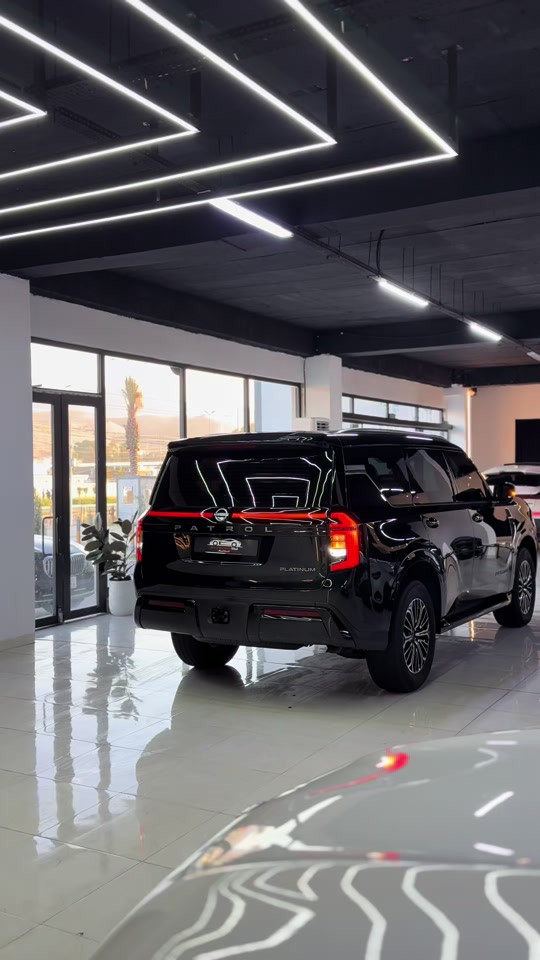 Nissan-patrol 2026 1,000km Black & orange Full option black edetion Neww mashllla clean title Call for price : ***********
