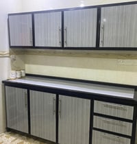 كاونتر المنيوم • مستعمل جيد • ٢٠٠سم/١٥٠سم