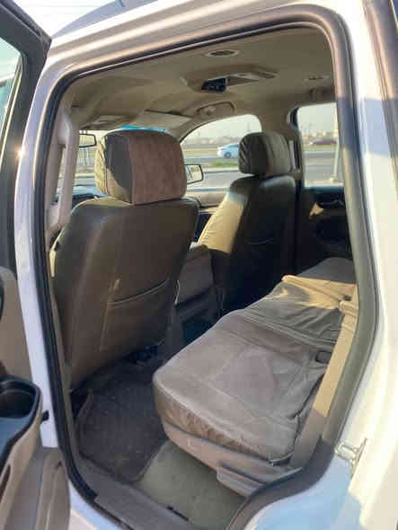 السلام عليكم 
تاهو موديل ٢٠١٧ خليجية 
المواصفات LS
للاستفسار ***********
