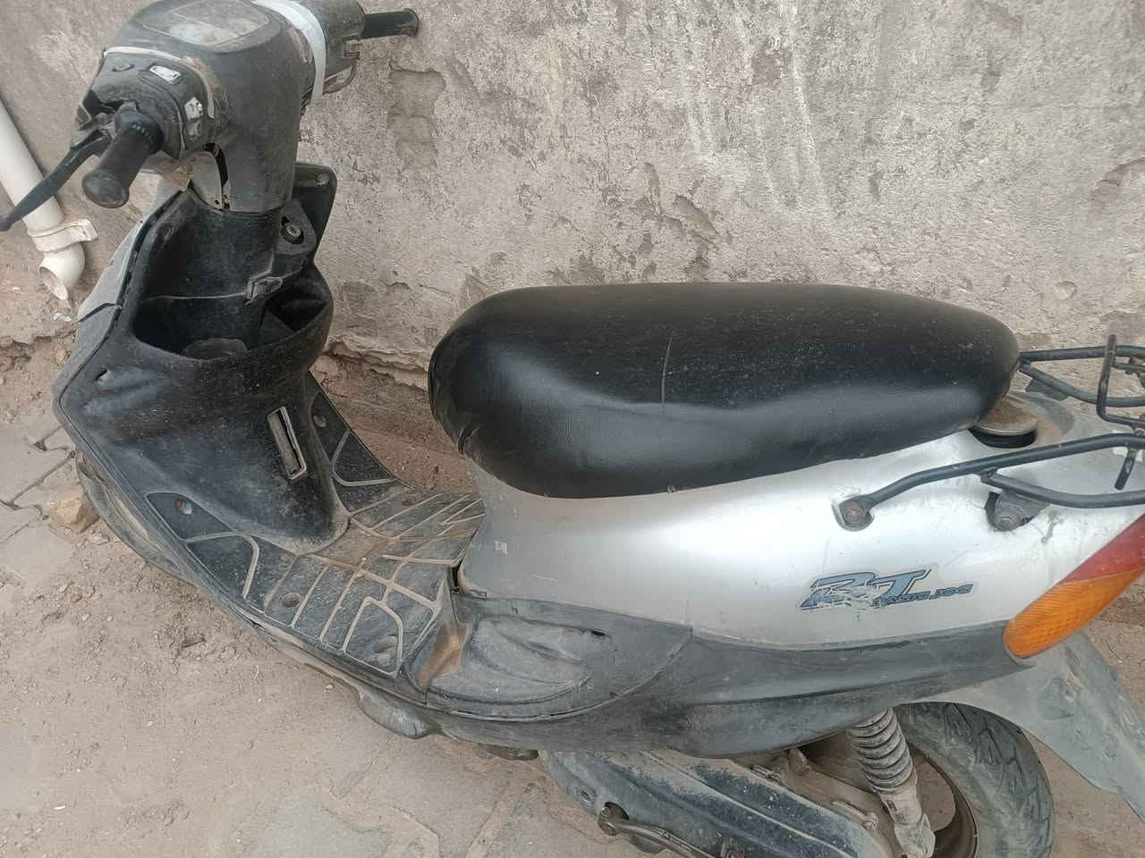 اخوان بيجي للبيع ستوني مسوي مكينتها ذاب عليها 110الف الله شاهد بلاديه صارت فول نعومه قايش جديد بلك شافطه كله جديد واصلي وهاي الفيديو كدامك وشوف النعومه نواقص بسيطه للبيع 200الف قفل


**إذا كنت صاحب هذا الإعلان وتريد حذفه لأي سبب، رجاءا أرسل رسالة إلى الدعم الفني**