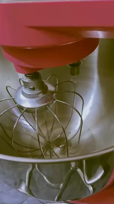 عجانة كهربائية جديدة درجة اولى 
السعر 80 وبيها مجال 

بيها درجات سرعة  من 1 ل 8 
تعجن وتخلط كيك وكلشي تسوي


**إذا كنت صاحب هذا الإعلان وتريد حذفه لأي سبب، رجاءا أرسل رسالة إلى الدعم الفني**