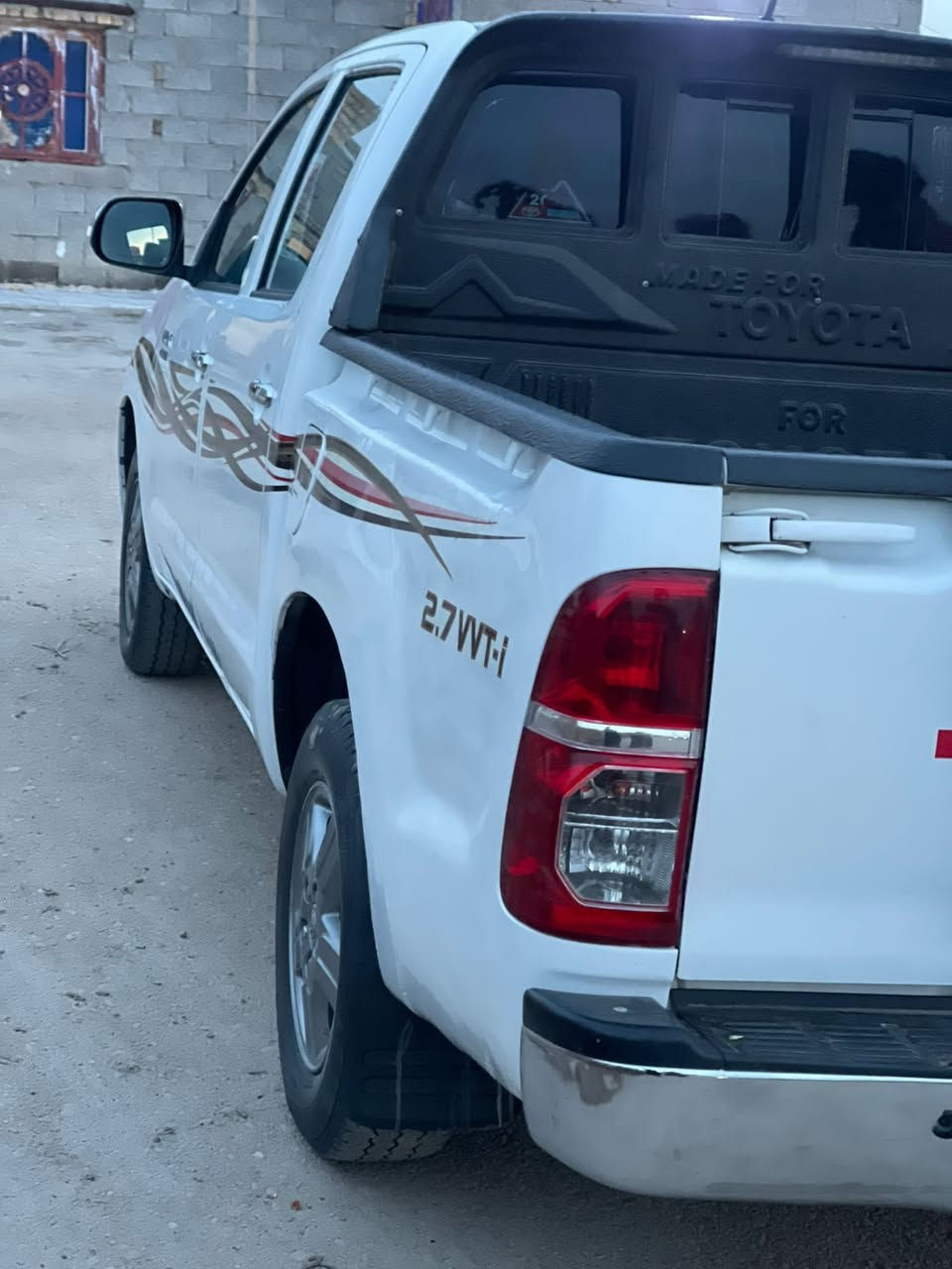 السلام عليكم فلاونزه 2014 كير عادي السعر 175رقم الهاتف***********
