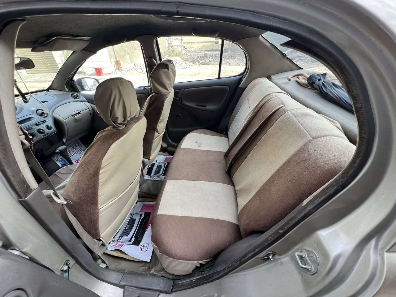 السلام عليكم 
اللهم صلي على محمد وال محمد 
رمضان كريم عليكم 

للبيع فقط 
تيوتا ايكو مديل 2005
مصبوغه عام 
١-جاهزه مكينه كير. تبريد كهربائيات كله شغاله 
٢-سنتر لك  رمونت 
٣-مسجل شاشه سستم صوت 
٤-. تحكم مري +اشاره ب مري 
٥-بيه ملاحظات بسيطه 
٦-جام كهربا 
٧-لايت زنون 
٨-كاميرا خلفيه 
٢-داخل بيجي دوشمه جديده 
مكانه بغداد. 
السعر ٥٠
اتصل ع رقم او خاص

@إشارة/
***********
