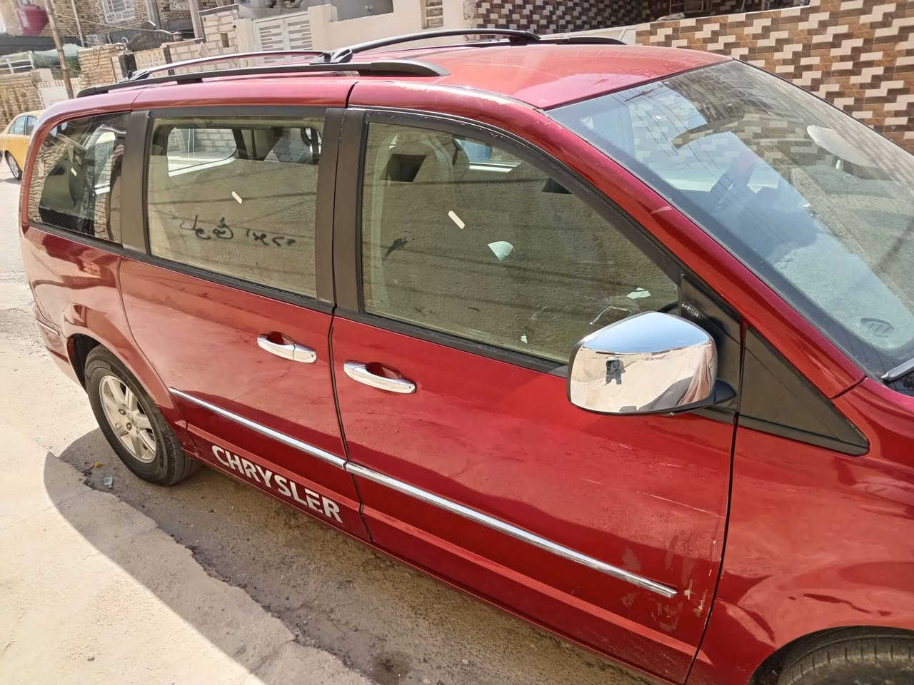 كلايسلر كرفان ٢٠١٠ كير محرك حدادية تبريد كلة جيد وشغال الأبواب والجام كهرباء بيه ٥قطع صبغ ابيع حزام السعر ١٠٥ العنوان العمارة رقم الهاتف ***********
