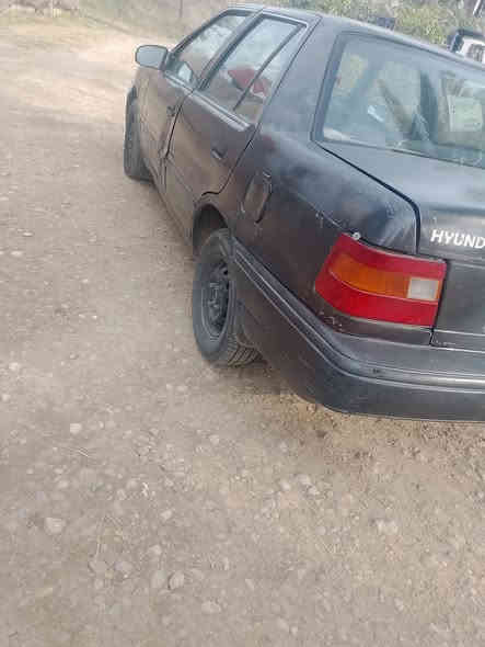 سياره هونداي اكسله للبيع سياره حلوه خير من الله كير ومحرك مكفول حداديه جديده كهربائيات شغاله تخم تاير سياره مكفوله من الدعاميه لدعاميه السعر ١٨ مكان السياره واسط الصويره للأستفسار اتصل ع الرقم ***********
