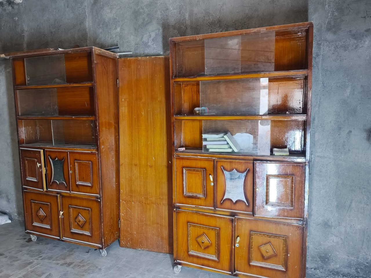 مكاني نجف باب مكتبيه للبيع 3متر صاج جديده والله بس عندي بناء وحريمه ندمرت بالتراب ورمل وتاج  جربايه عالي وناصي وتاج مرايه صاج جديده بس كبار وبدلتهن للبيع قيم واخذوهن


**إذا كنت صاحب هذا الإعلان وتريد حذفه لأي سبب، رجاءا أرسل رسالة إلى الدعم الفني**