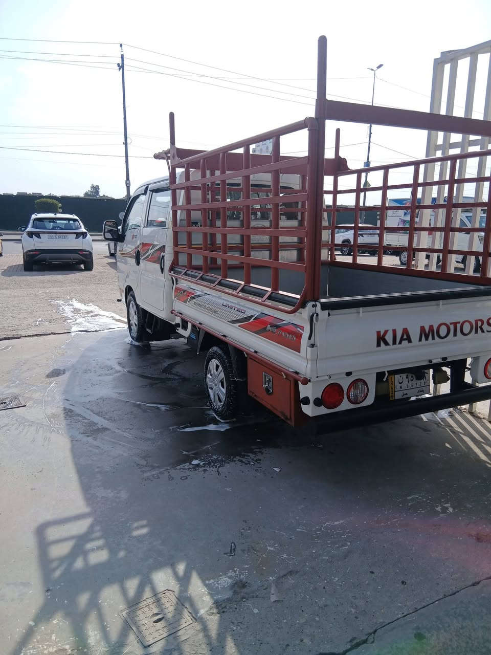 السلام عليكم
كيا بنكو دبل قماره

موديل 2021 

رقم بغداد 

محرك 2700

ماشية 68

سياره مكفولة وجاهزه 

 محجر ابو سمير
 
ودوشمه ودرع مامي وخلفي

مكان سياره بغداد معارض الحبيبية معرض علي الفرطوسي
الاستفسار ***********
