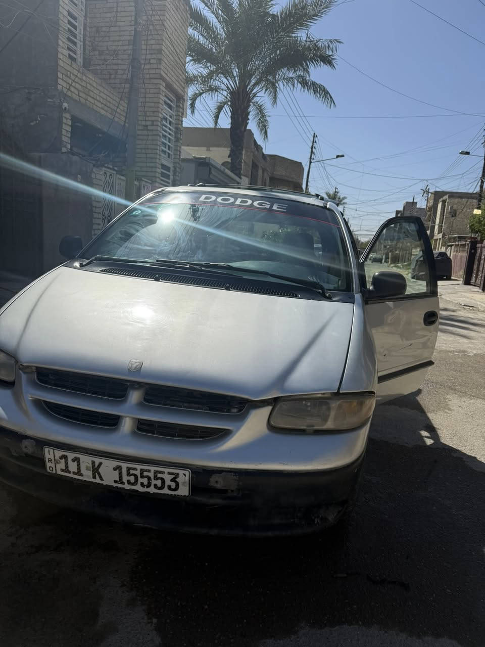 السلام عليكم 
دوج موديل 2000 للبيع السيارة محدثة كير ومكينة 2007 3800
رقم بغداد بأسمي 
السعر 42 
مكان البياع 
***********
