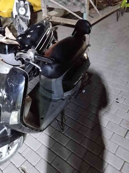 السلام عليكم دراجه بوليس كابريتر للبيع السعر 650 بها مجال حق الجيب عنوان بغداد الحسينيه مال راشديه ***********
