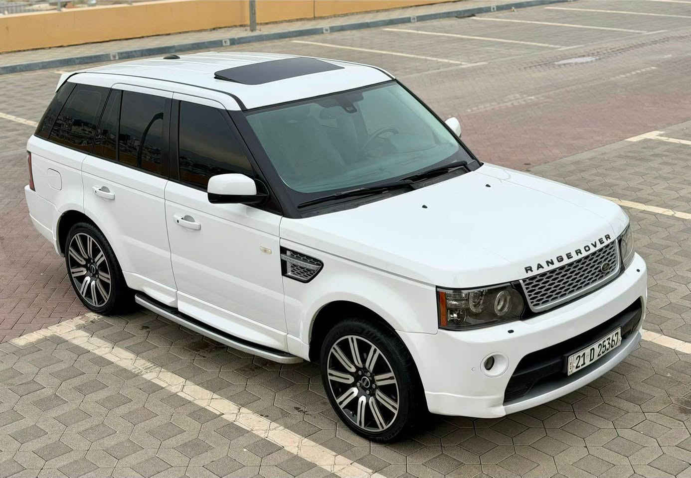 RANGE ROVER HSE 2011

ارخص رانج روفر سبورت 2011 بي العراق بتحدا

سعر جدا جدا مناسب بلاش   (136) ورقه مجال

سياره خليجي صفر شريكه سردار ضمان دولي

8 سلندر بدون سوبر ارخب محرك

فول فول مواصفات 

سلايد  

سياره جكات ٣ وضعيات 

شاشه كاميرا

رادار جانبي 

حساس خلفي امامي

لايتات عدسه زينون بيلادي

دواغل كريمي جديد١٠٠/١٠٠

كشن جلدو كارباوخزن

كشنات تدفيه و تبريد

تحكم ستيرن

ستيرن هيتر

دواغل ١٠٠/١٠٠ 

ماشي ١١٣ الف

بعد مواصفات رانج معروفه.........

________________________________

كير محرك بشرت بدون دوخان بدون بوخار بدون صوت اي مكان عجبتك افحس سياره بشرت ترايي حتي بصره 

_____________________________
بيها ١٢ ورقه ٥٠ دولا غرامه عليها بعد معامله ارجع اليك

سعر سياره بلاش بلاش(136)ورقه مجال ماكو بي سعر ابد

مكان سياره سليماني داخل سليماني

***********

***********

_________________________________

Range Rover Sport HSE 2011    

سعرى مناسبه بلاش 136 ورقه مجال

8 بستون بى سوپر مه رغوب

فول فول موسفات 

سلايد

دبله كانى جوبه به رزو نزم ٣ موده

شاشه و كاميرا

رادارى ئاوينه٠

113 هه زار روشتوه 

سوكان شفط و كاره با

بيش و دوا حاسه 

٤ ده ركا بصمه 

لايد ليد و عه ده سه زينون بيلادي

كشن جلدو كاره با و خزن

كوشن سارد و گه رم

سوكان هيتر و فوليوم

زور مواسفاتى تر ......

_______________________________________

گيرو مه كينه به شه رت  بى نوقسانيه دوكه ل بوخار صه وت به شه رتى فه حس تازه سيرفس تازه كراوه
______________________________
١٢ گه لا ونيو غرامه ى تيايه دواى معامه له دهيگه رينينه وه بوت

سعر(136$$) وه ره قه و مجال بلاش بلاش

شوين :سليمانى

***********

*********** السليمانية, العراق
