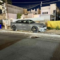 شباب شعندك ويل مراوس نزله للعلم اللي بسياره اصليات حجم 20 ومصبوغات جدد...