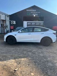 Modely 2025 Dual motor Long range ماشيه ٩الاف مايل جاملغ مبدل نفس لون ...