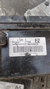 قطع غيار • سعر مناسب • تواصل خاص