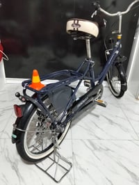 بايسكل تكسي حجم 20 حاويه رقم الهاتف:07700564443