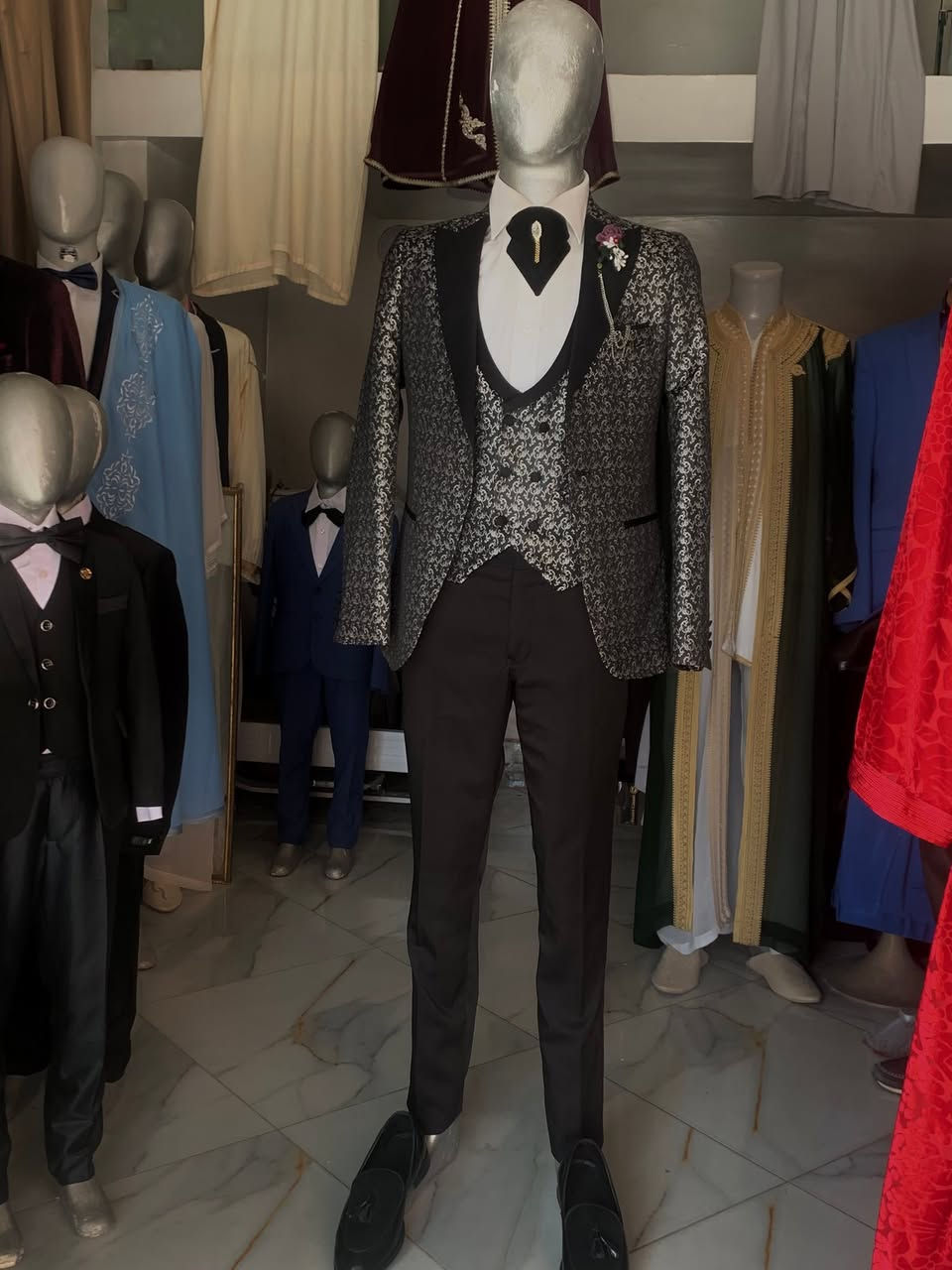Location dyal les costume Mrhba


**إذا كنت صاحب هذا الإعلان وتريد حذفه لأي سبب، رجاءا أرسل رسالة إلى الدعم الفني**