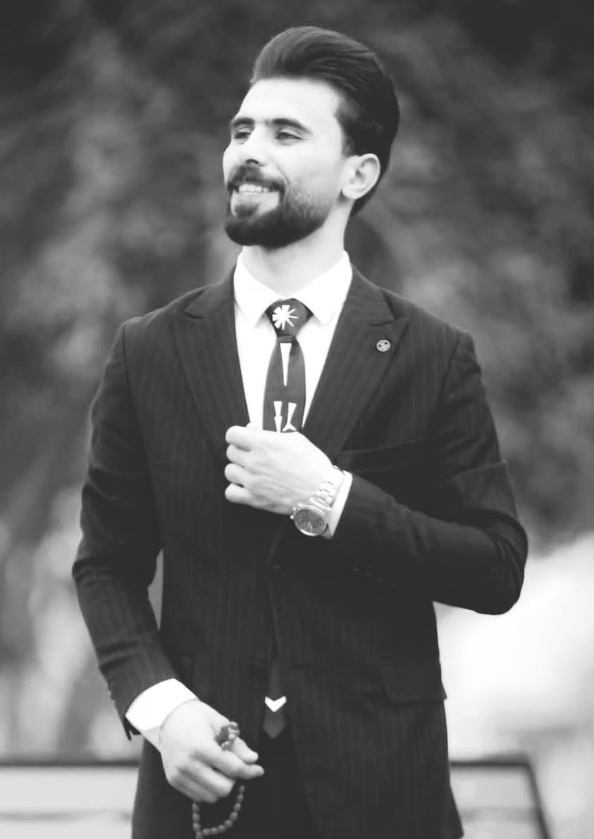 💎اختر تفردك في أهم أيامك💍
يوم خطوبتك يومٌ فريد، فاختر ما يليق به ويمنحه تميّزه،
 اسمك بالحروف المسمارية تفردٌ لا مثيل له على وجه الكوكب🌍
اول شاب سومري يتأنق بالربطة السومرية في يوم خطوبته في الدواية، 
الف مبارك "علي حسين"
#الربطة_السومرية👔
#اميرسكر


**إذا كنت صاحب هذا الإعلان وتريد حذفه لأي سبب، رجاءا أرسل رسالة إلى الدعم الفني**