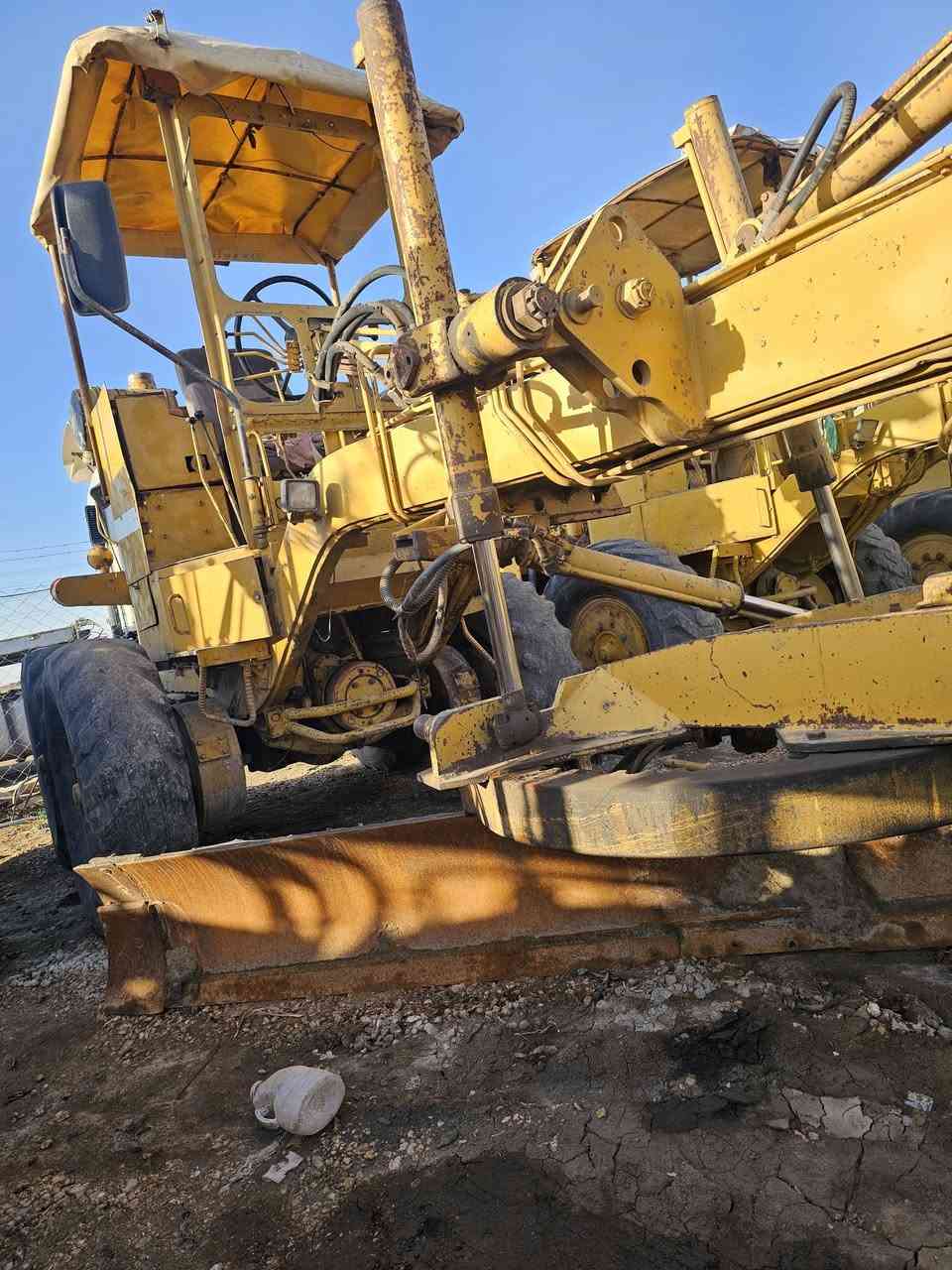 كريدر مسيابوشي للبيع كير محرك شرط فقط المقدم ضعيف 
سعر المطلوب ٦ملايين وبي مجال قليل رقم صدامي اصفر
باقي تفاصيل تصال برقم ***********
***********5 ديوانية ال بدير ورشة سيد علاء الحسيني
