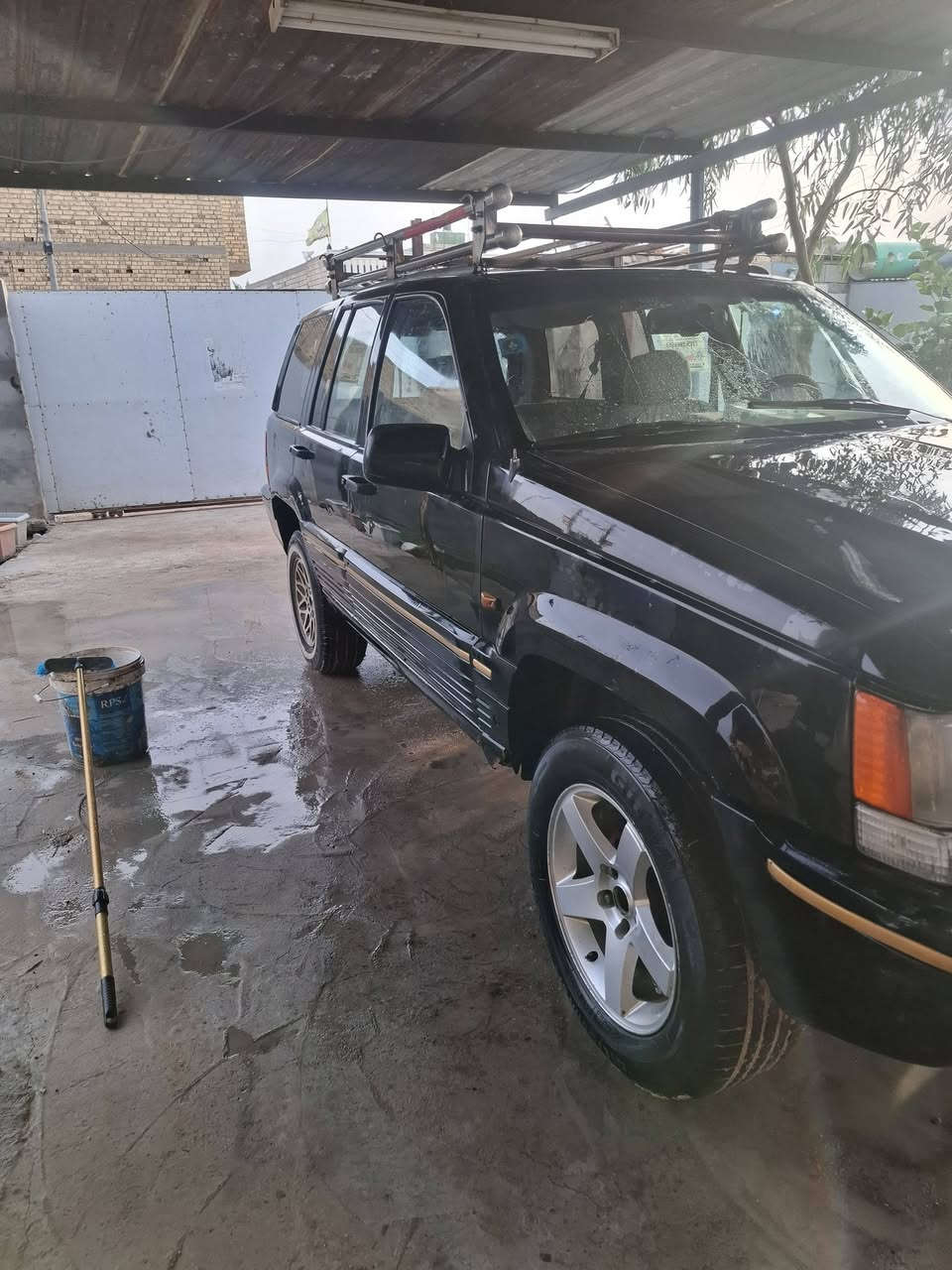 سلام عليكم سياره جيب شيروكي للبيع مديل 93 مكينه وكير جديدات مكينتهه 300 سياره بسمنه تفاصيل عل خاص السعر 43 وبيهه مجال المكان البصره الهارثه هاذ رقم
***********
