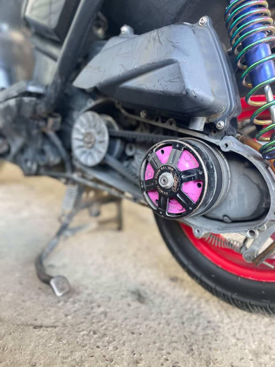 سلام عليكم دراجه سكنس جبلي بيها تزويد سلف رياضي صنانصه رياضي تايرات جديده يدات بريك   رياضي كلچ خلفي رياضي صدر امامي رياضي واقيه تاير موجوده قبق كلچ موجود دراجه بلاديه نكره سلف بكل الأوقات بالنهار السعر 850 وبيها مجال بسيط


**إذا كنت صاحب هذا الإعلان وتريد حذفه لأي سبب، رجاءا أرسل رسالة إلى الدعم الفني**