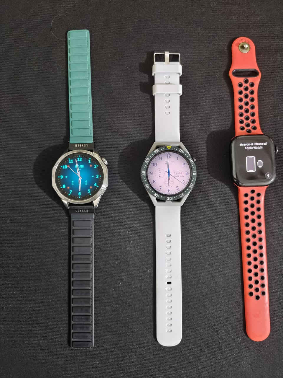 ساعة ابل 11 نضافة و بطارية 100٪   السعر 425

ساعة هواوي جي تي 4 السعر 120

 ساعة هواوي جي تي 3 سي   السعر 100

الساعات بدون ملحقات + توصيل ماكو 

العنوان بغداد الإتصال او واتساب 
***********
