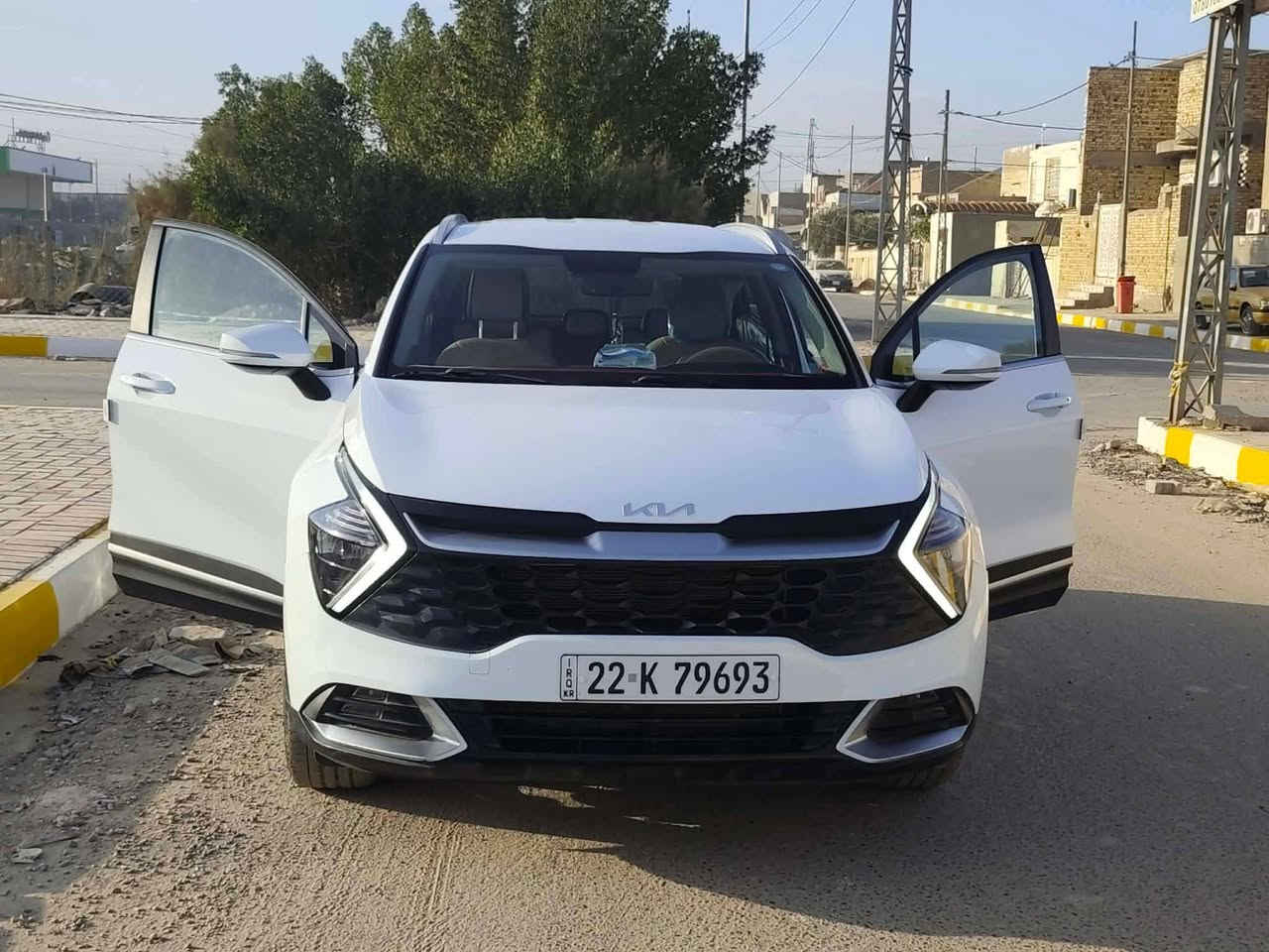 السلام عليكم اخوان
كيا سبورتج موديل 2023 نص موصفات جديدة جدا  خليجية
ماشية ٤٠  الف فقط 
مكفولة كفالة عامة 
1-بصمة تشغيل
2-رادارات جانبية 
3-رادارات خلفية
4-شفتات استيرن
5-كامرة خلفية
6-قطعتين تبريد
7-شاشة متصل الكترونية 
8-محرك 2000 دوش 
9-لد امامي 
10-لد خلفي 
بيه بعد مواصفات 
سعرها 228 وبيه مجال للطيبين 
مكان السيارة الديوانية 

***********
