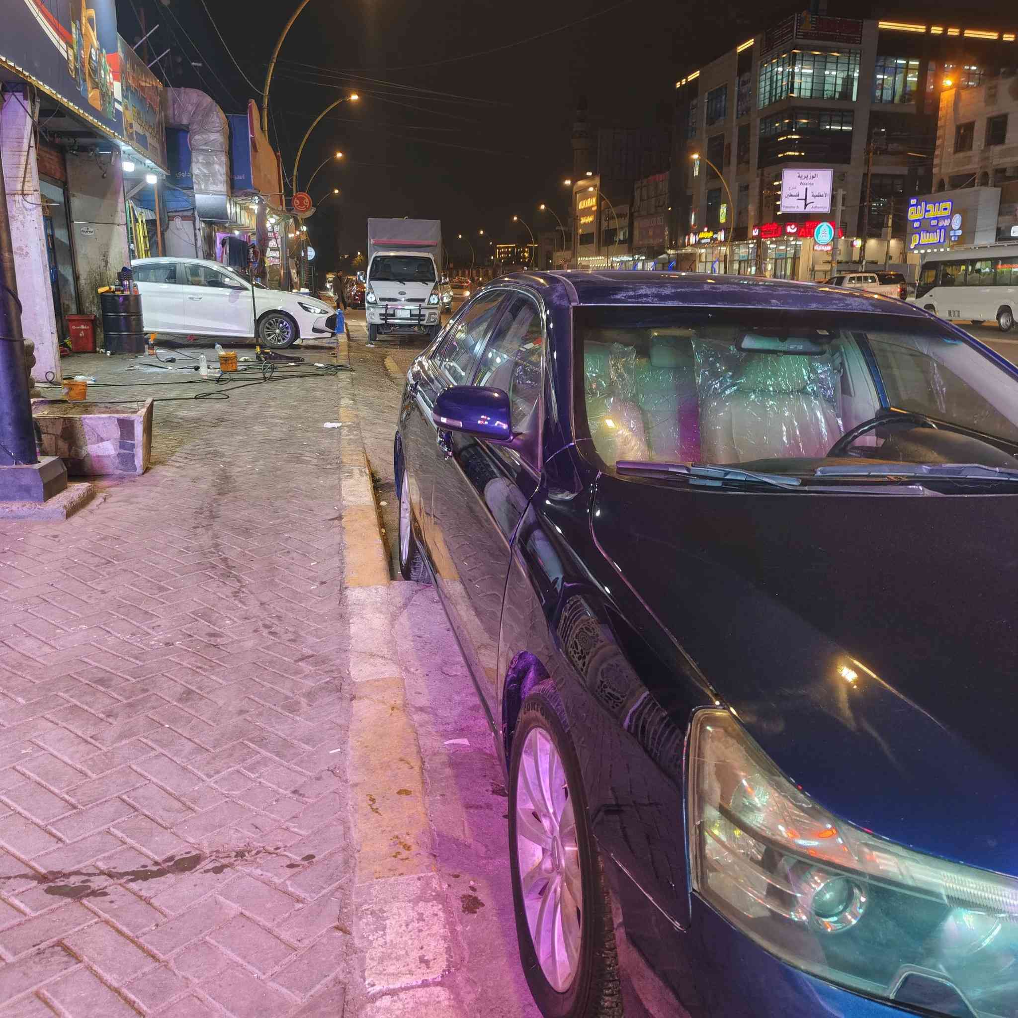 سياره ام جراند 2014 سياره للبيع سعرها 65 وبيها مجال للشراي سياره جير ومحرك لا تنقيصاسونار الشراي يتصل على هذا الرقم تحويل مباشر تبريدها عطلان بيها فريز يراد لها تدفئتها شغاله بها جراد شويه بالقماره وبالتكم وما صابخهن السياره موجود هذا***********
