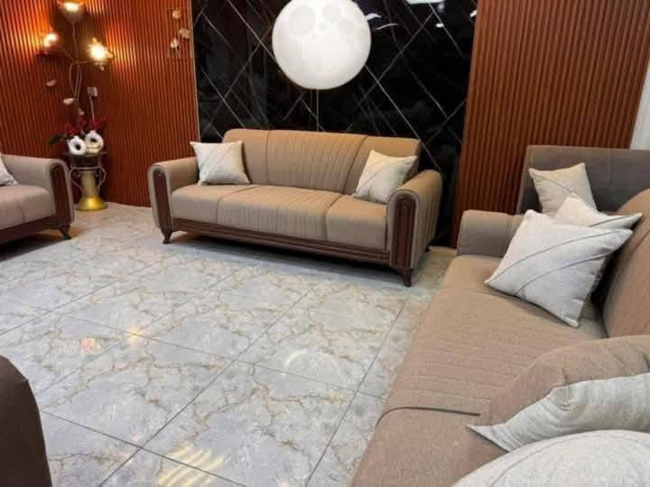 عرض معمل العلي لشهر رمضان 500 الف توصيل مجاني الكل المحافضات
 شرط ع الفحص يوصلك تفتح البطانه مو بلوك اترجعه واني الممنون
لمسة جمال وراحة لبيتك🏡✨
ادور على تخوم يضيف لمسة فخامة على بيتك و ضمان سنتين حقيقي ؟ 😍
 تعال ل‍معمل العلي واختار من أرقى التصاميم اللي تناسب ذوقك!
مواصفات التخم 👇
 كله بلوك اسود اسفنج مميز اول 7 سم  قماش خاولي التركي الثقيل
 يتكون التخم من ١٠ مقاعد ثلاثيات ٢ وثنائيه وكراسي ٢ 
✔️ موديلات عصرية وكلاسيكية تناسب كل المساحات
✔️ خامات فاخرة وجودة تدوم
✔️ ألوان وأنواع تناسب كل الأذواق
كل هذا وبسعر 500 الف مع  ٦ كوشات 
📍 زورونا وشوفوا الفرق بنفسكم 
حي المصطفى _ مقابل محطة سما بغداد  
📞 للاستفسار:  ***********
#معمل_العلي_للتخومه #فخامة_في_كل_زاوية #ديكور_راقي #تجديد_بيتك #راحة_وأناقة
