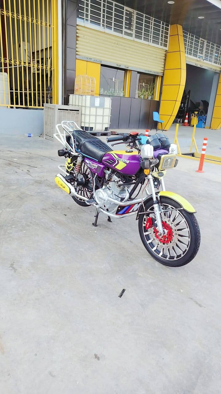 سلام عليكم دراجه يراني سيفان حجمه محرك 200 موديل 2025 دراجه مابيه اينقص رقم ***********
