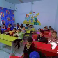 روضة سنافر • رياض أطفال • الثعالبة