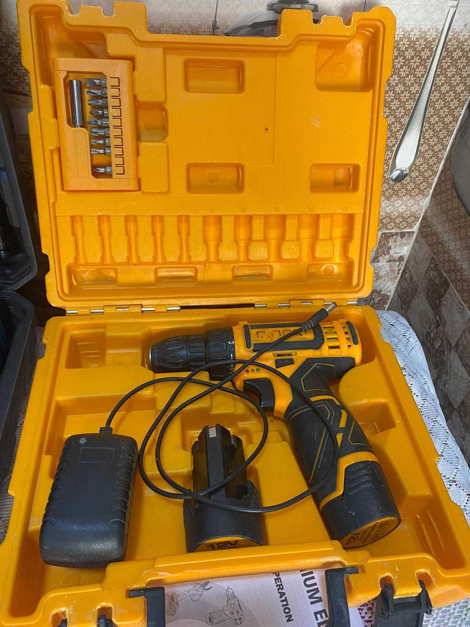 سلام عليكم ادريلات واحد جديد والثاني اخو الجديد
مكاني كربلاء اثنينهن ب 80 الف مكاني كربلاء
***********
