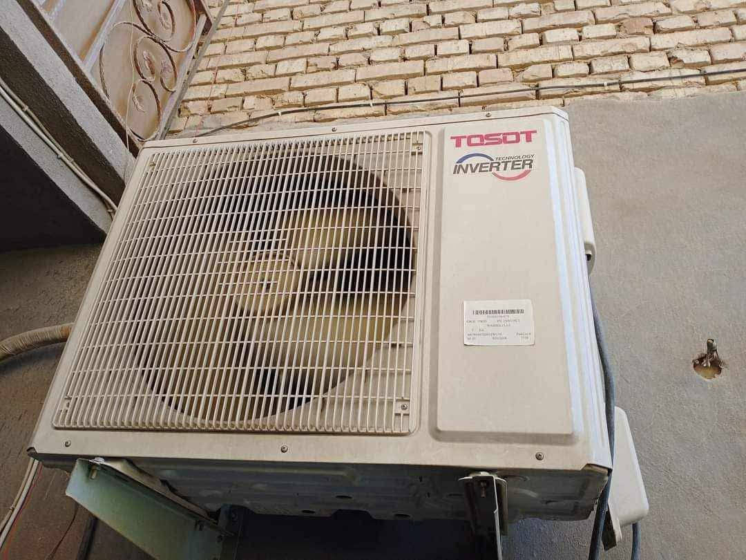 السلام عليكم سبلت توسوت انتاج 2017 انفيرتر 2 طن وضع الشركة لا مفتوح ولا مصلح تاخذه عل الفحص نضافة 90 بالميه السعر 550 الف مجال قليل مكاني الزعفرانية ***********
