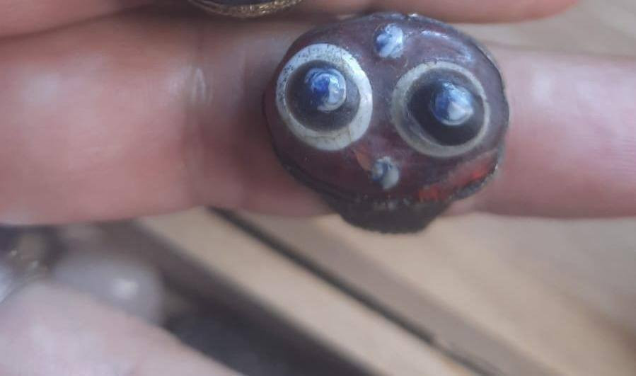 عندي انواع، الخرز  كله قديم مامجروخ سليماني وداودي   بيهن الاكثريه روحانيه ومكشوفات بل منا البيع سبب الحاجه اسعار كلش مناسبه عدي كلش هواي...  عنواني بصره


**إذا كنت صاحب هذا الإعلان وتريد حذفه لأي سبب، رجاءا أرسل رسالة إلى الدعم الفني**