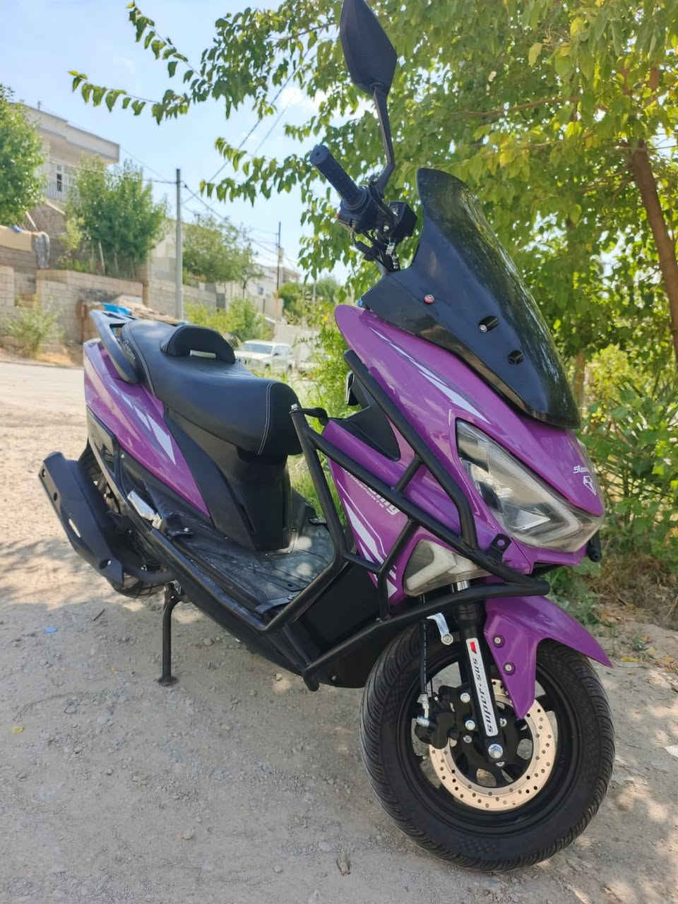 ​🏍️ ماتۆڕی ماکس (Max) بۆ فرۆشتن – مۆدێلی 2024
ماتۆڕێکی ناوازە و بێخەوش، دەتوانیت بڵێیت هێشتا سفرە!
​📌 تایبەتمەندییەکان:
​مۆدێل: 2024
​باری ماتۆڕەکە: زۆر پاک و بێ عەیبە، حسابکە سفرە.
​مەسرەف: دینارێکی تێچووی نییە و ئامادەیە بۆ لێخوڕین.
​گۆڕینەوە (موعامەلە): گۆڕینەوەش دەکەین، تەنها لەگەڵ ئایفۆنی مۆدێل 13 بە سەرەوە (بە مەرجێک زۆر پاک و بێ عەیب بێت).
​💰 نرخ و شوێن:
​شوێن: سلێمانی
​نرخ: 950 هەزار دینار (مەجالێکی کەمی تێدایە بۆ کڕیاری ڕاستەقینە)
​📞 بۆ پەیوەندی و کڕین:
​بۆ داواکردن یان زانیاری زیاتر، پەیوەندی بکەن بەم ژمارەیەوە:
👉 ***********
