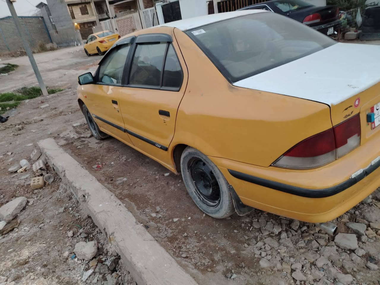 سلام عليكم للبيع سمند كيرمكينه تتفئه تبريد دوشمه كهربايات تايرات كلهن خير من لله  عليهه هيئه اربع تشهر وعليهه غرامه 400تنزل من فلوسهه سعر 28 مكان بغداد عويريج رقم ‏‪***********‬‏
