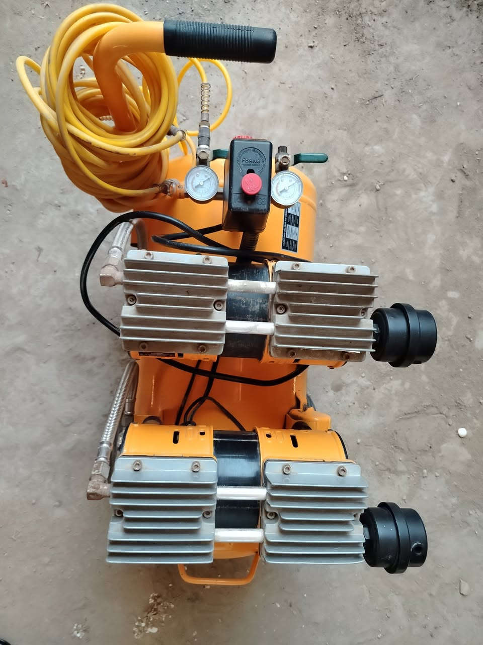 غراض منزلية للبيع في بغداد قرب علوة الرشيد ، كويريش ، ثلاث دقائق عن القوس الحديد ، أبو ليث ، وتساب ***********
