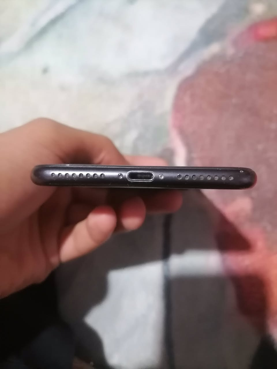 السلام عليكم ايفون 7 بلاص كله شغال فقط بصمه متوقفه دكمه شغاله ذاكره 128 بطاريه 100 مبدله اصليه جهاز نظيف ملحقات كيبل شحن وكفر مراوس فقط بايفون 8 صغير مايهم الذاكره المهم ايفون 8 صغير رقمي ***********
