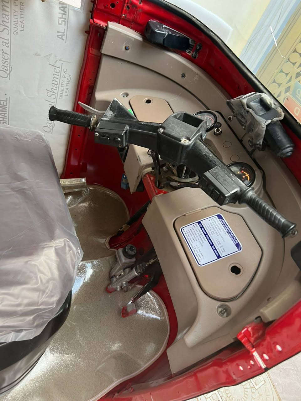 سلام عليكم تكتك بجاج اهندي اوراق بسمي موديل 2017طالعه بل18مكينه مجفته شركه مال 20 تخم تاير جادر دوشمه كهربائيات كله شغاله سبع قطع تكتك خير من الله السعر3600بيه مجال بسيط المكان كربلاء رقم الهاتف ***********
