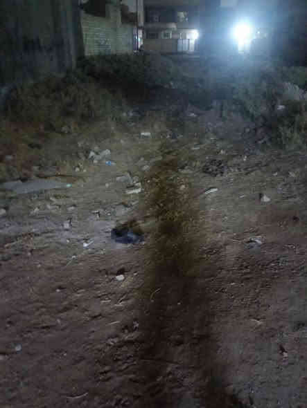 سلام عليكم ورحمه الله وبركاته عندي قطعه ارض للبيع في شعب سريدات القديمه المربع الثالث علا شارع لمريزات
مساحته 50 متر مربع سند 25 ملك صرف خدمات فول بس باقي تبليط بل فرع سعره 15 بي مجال للاستفسار خاص او تصل *********** هاذه رقمي
