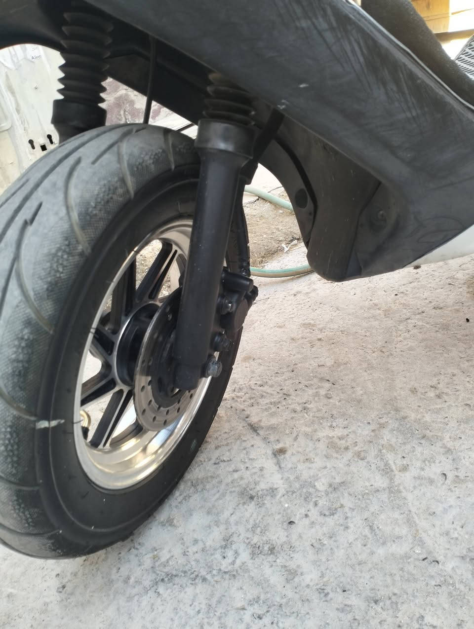 سلام عليكم للبيع مكان بغداد الببع السعر 700 رقمي ***********
