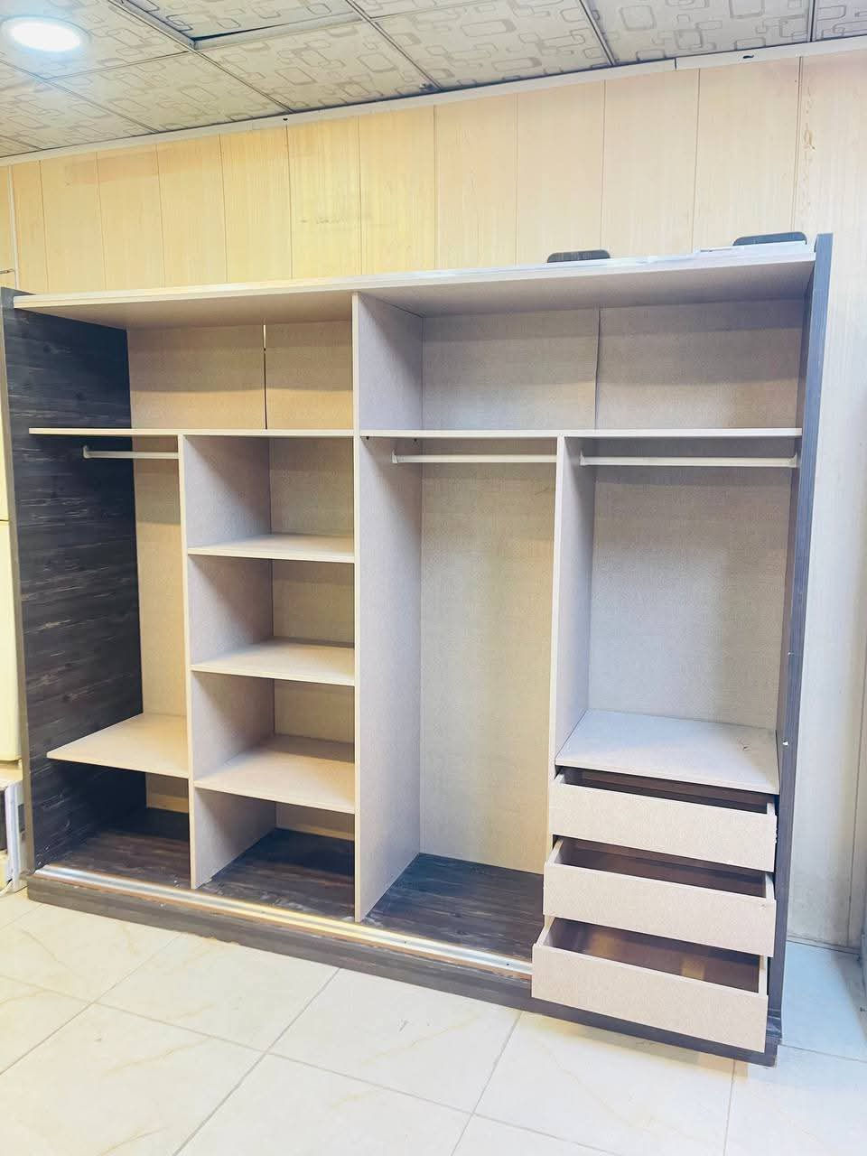 8 قطع ماركه سرير مخزن نضافه 85 💯 سعر 850 الشد والنقل داخل بغداد مجانا


**إذا كنت صاحب هذا الإعلان وتريد حذفه لأي سبب، رجاءا أرسل رسالة إلى الدعم الفني**