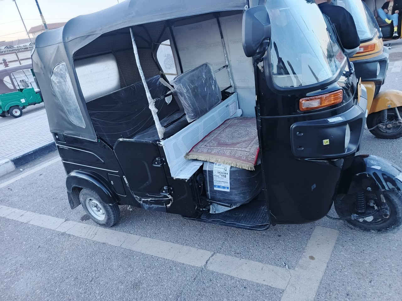 سلام عليكم شباب تكتك البيع موديل2024 بيه بلغد شخط فقط الباقي مكفول كفاله عامه رجان المو شراي لاايخبرني رقم ‏‪***********‬‏
