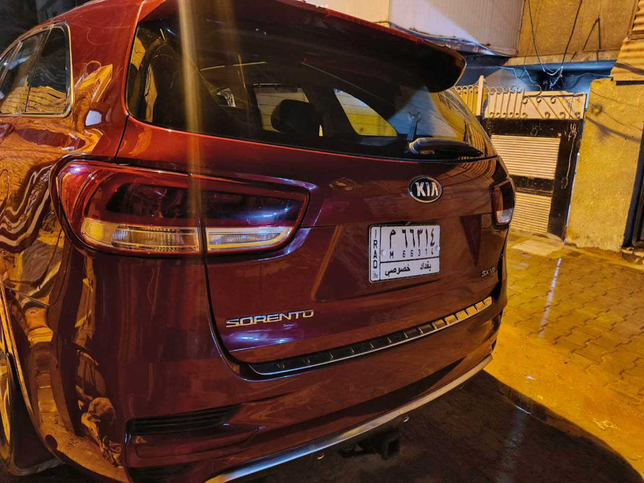 كيا سورينتو ٢٠١٦ sx السياره بدون ظربه فقط بانوراما  مكسوره 
علما ان السياره مرشوشه كلير في امريكا 
الرقم***********
السعر ١٧٠ بغداد, العراق
