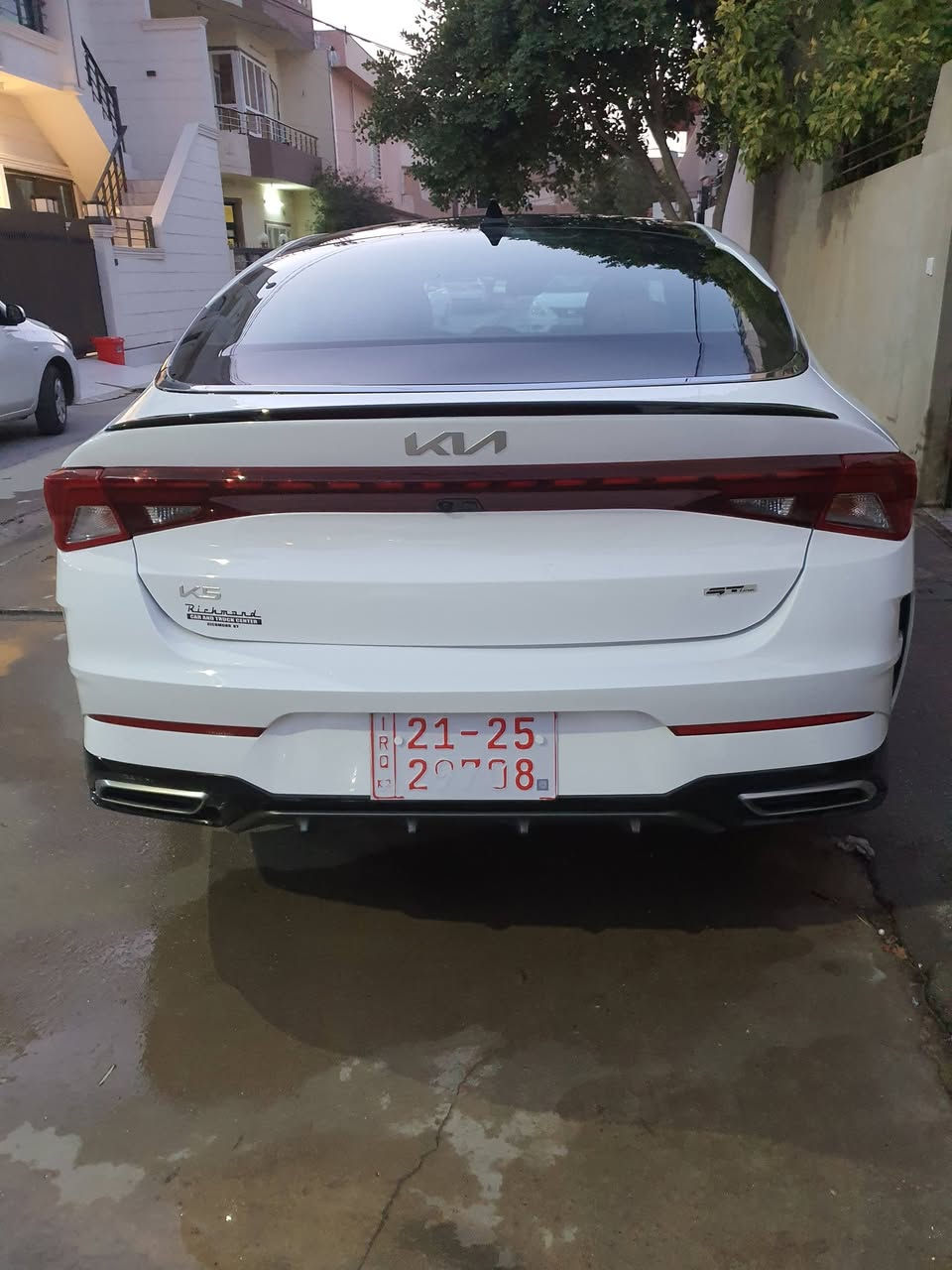 سلام عليكم k5 فول مواصفات 2023 جي تي لاين
بانوراما داخل أحمر بقيه مواصفات معروفه 
بيها ربع بونيد صبغ
أقل من نص جاملغ أمامي 
نص جاملغ خلفي 
ماشي 48 الف ميل
بدون رقم يترقم شمالي وياها 90 يوم للترقيم
سعر 159
***********
 
مكان سيارة كركوك
