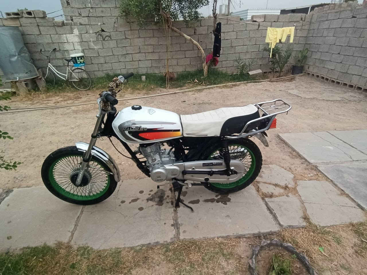 تايگر 23 مامفتوح لاصرف ولا بخار مابي اي عيب وياله عدله  دبلات شغاله. شرط  سعر 340 بي مجال مو شراي لاتعبني 
***********
