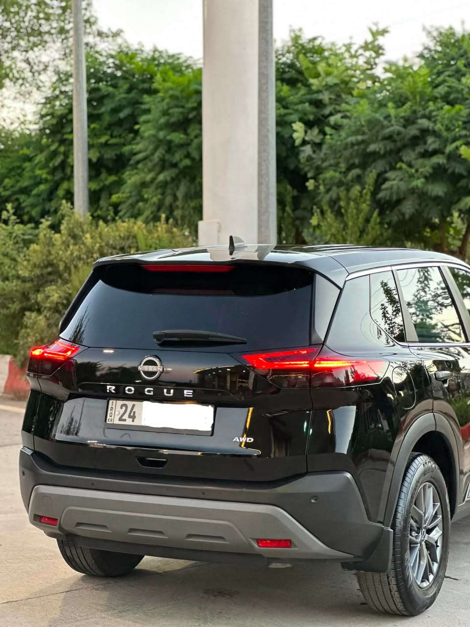 Nessan. Roug. 2022 , S. AWD 4X4
*********** واتساپ
عه ره بي وو. كوردي. …!!!
بدون صبغ بدون تحديل بارد. ٢٠٢٢
مكفول دحامي لل دحاميه. شرت بدون صبغ
بدون ضرر.   
ماشيه ٤٩ مايل ألف ٣ محرك سحر 
تحويل وكالة نفسيوم. رقم دهوك. 
١٣٩$ واتساب. 
***********
*********** 
سحر. بلاش. ١٣٩ گەلا مە جالی کەمی تیایە 
3 پستۆن تۆربۆ ماشاللە بە هلمەت بێ کیشەیە
بەنزین کەم ئەخوات. 
مواسە فات S
دەبل ئەکسل 
رادار 
عاسە ی پێش و دوای هە یە
کامیرای HD
رادار گە ورەی پێش
گیر لە سوکان. بادل شە فت 
شاشە گەورە 
شاشە کار پلای CAR PLAY 
خەتی جادە 
٤٩٠٠٠ مایل رۆیشتوە. ✅
سە نە وی ژینگەی تازەیە تا ٢٠٢٩ 
بی بۆیاخە دە حامی بۆ دەحامی بە شەرت 
بێ بۆیاخە. بێ چالو شوخت سە یارەکە ماشااللە ئەوێت
سپێرو جەگی دانە بەزیوە. 
کامل جایزە. سەیارەکە. 
گیرو مە کینە کارەبای بە شەرت. یەک هەفتە. ✅
تحویل و خرامە. بە شرت ⚜️
