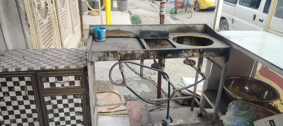 للبيع شويه كص ثنائيه مع قلايه مع غراض مطعم نواعم     
العنوان الزعفرانيه 
***********
