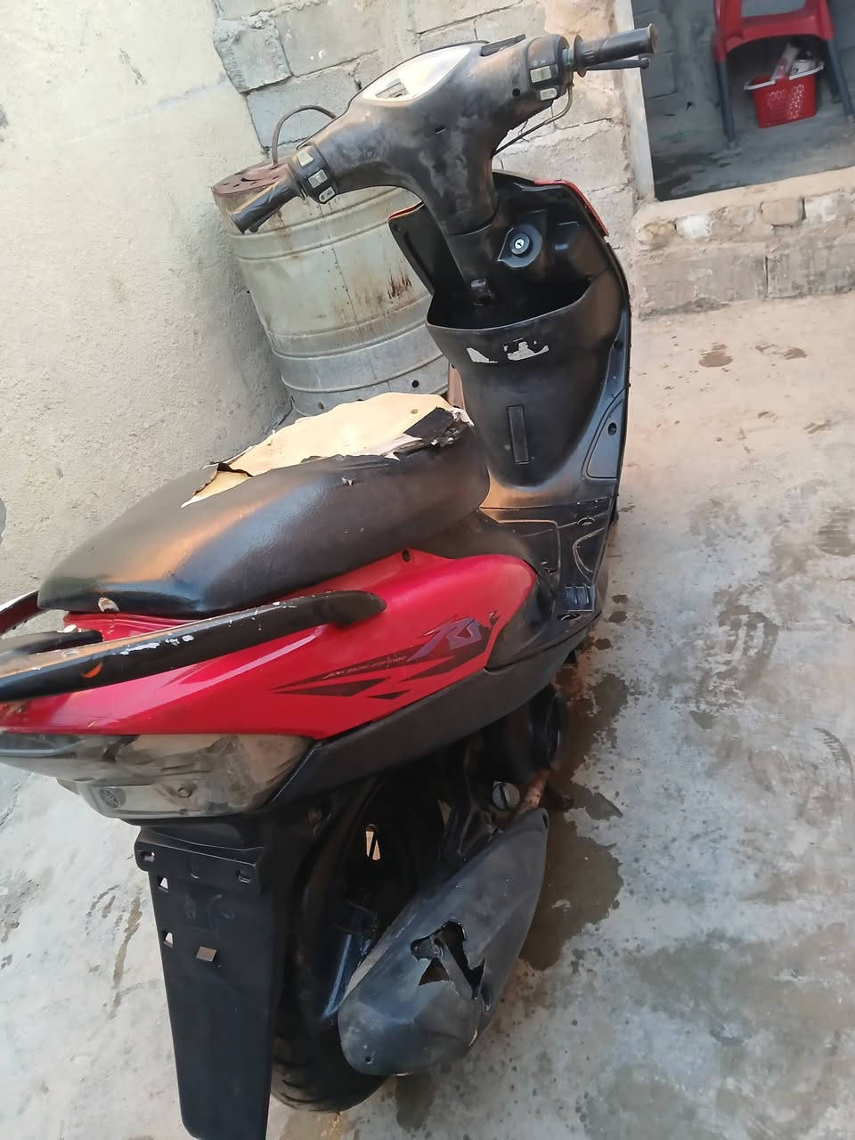 السلام عليكم
للبيع ماكس عدله
السعر 475وبيها مجال
*********** شراي خابر وتدلل
